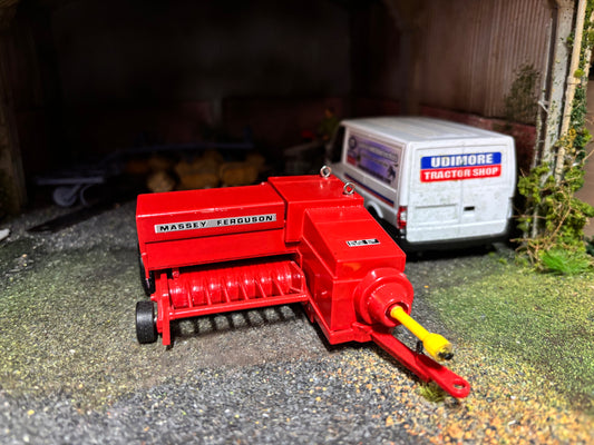 Massey Ferguson Square Baler by Rob Neesham 1:32 scale Conversion