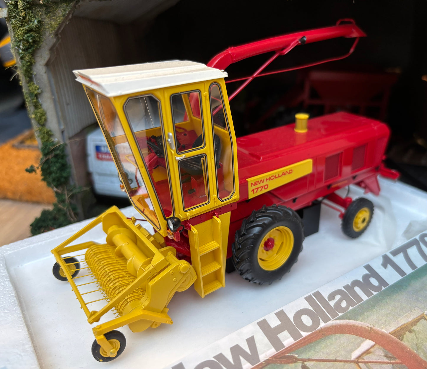 New Holland 1770 Forage Harvester Limited Edition Stunning in 1:32 scale VKA Models