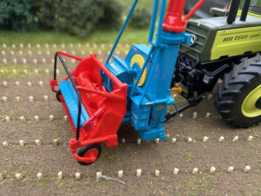 PRE ORDER Mengele SH 30H Trailed Forage Harvester Grass Pick up header Scratch built COLLECTION ONLY 1:32 scale