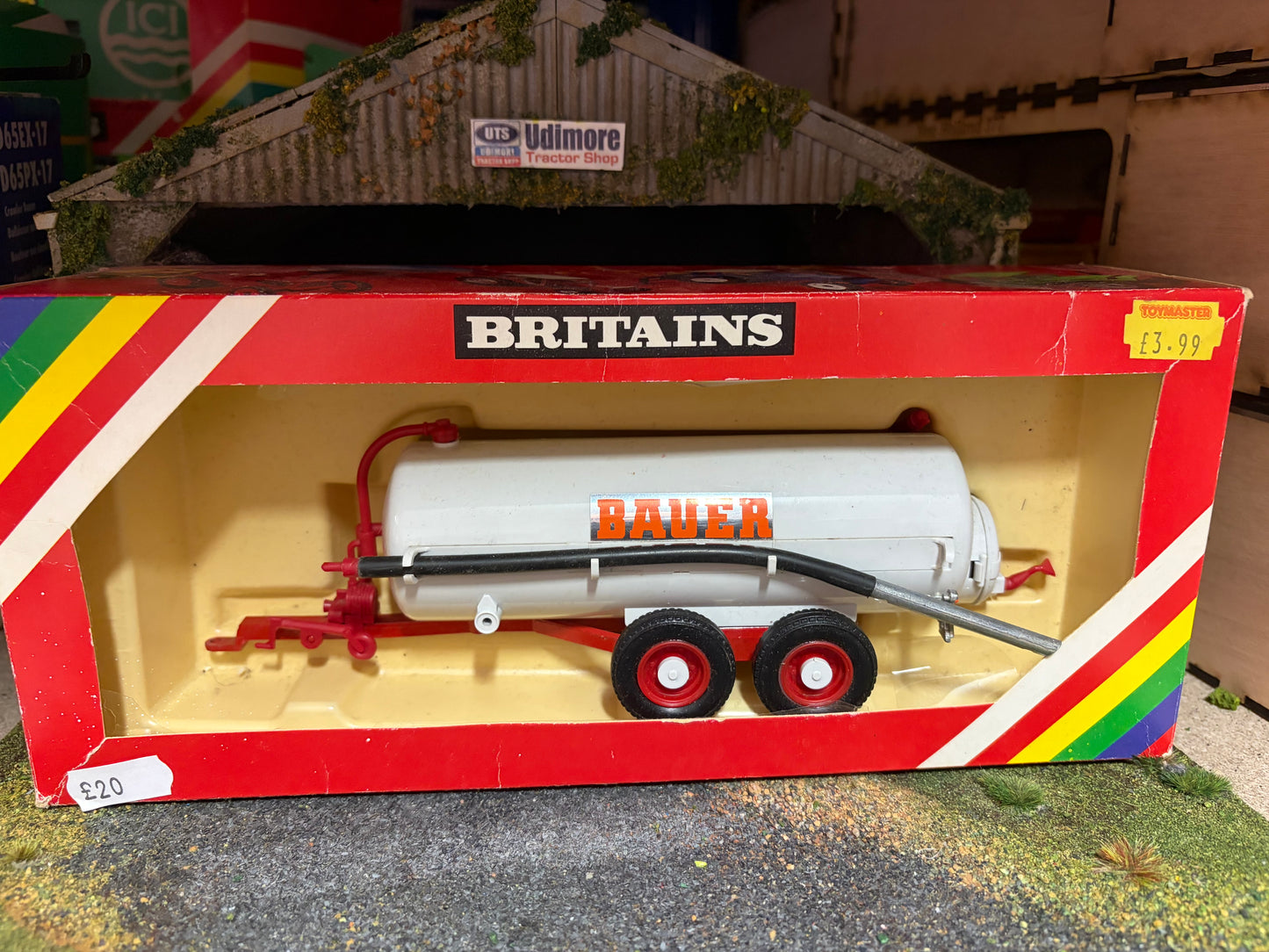 9563 Vintage Britains Bauer Vacuum Slurry Tanker 1:32 scale Rainbow Box