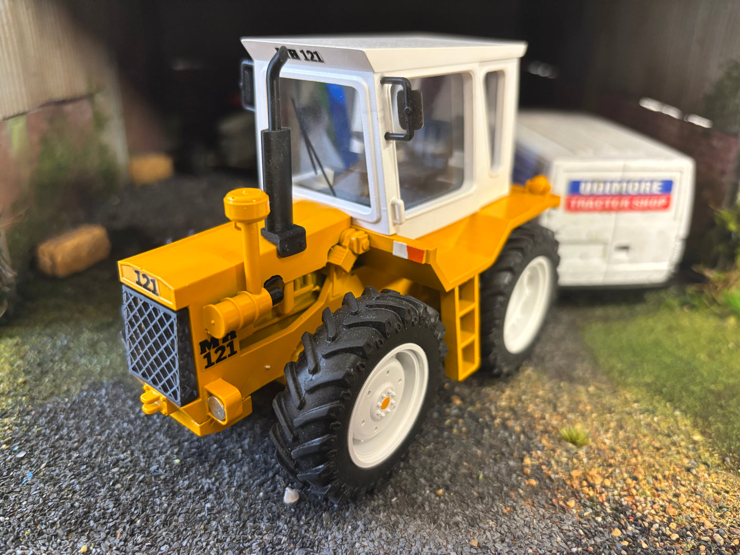 MH 121 Series III 3 Tractor Conversion White wheels 2025 version 1:32 scale