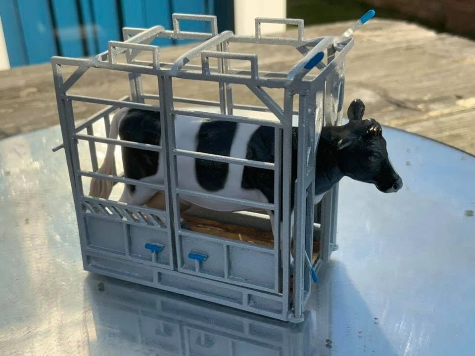 BLR Models Laser cut BRASS Scratch built Cattle Crushes 1:32 scale Galvanised Image 7