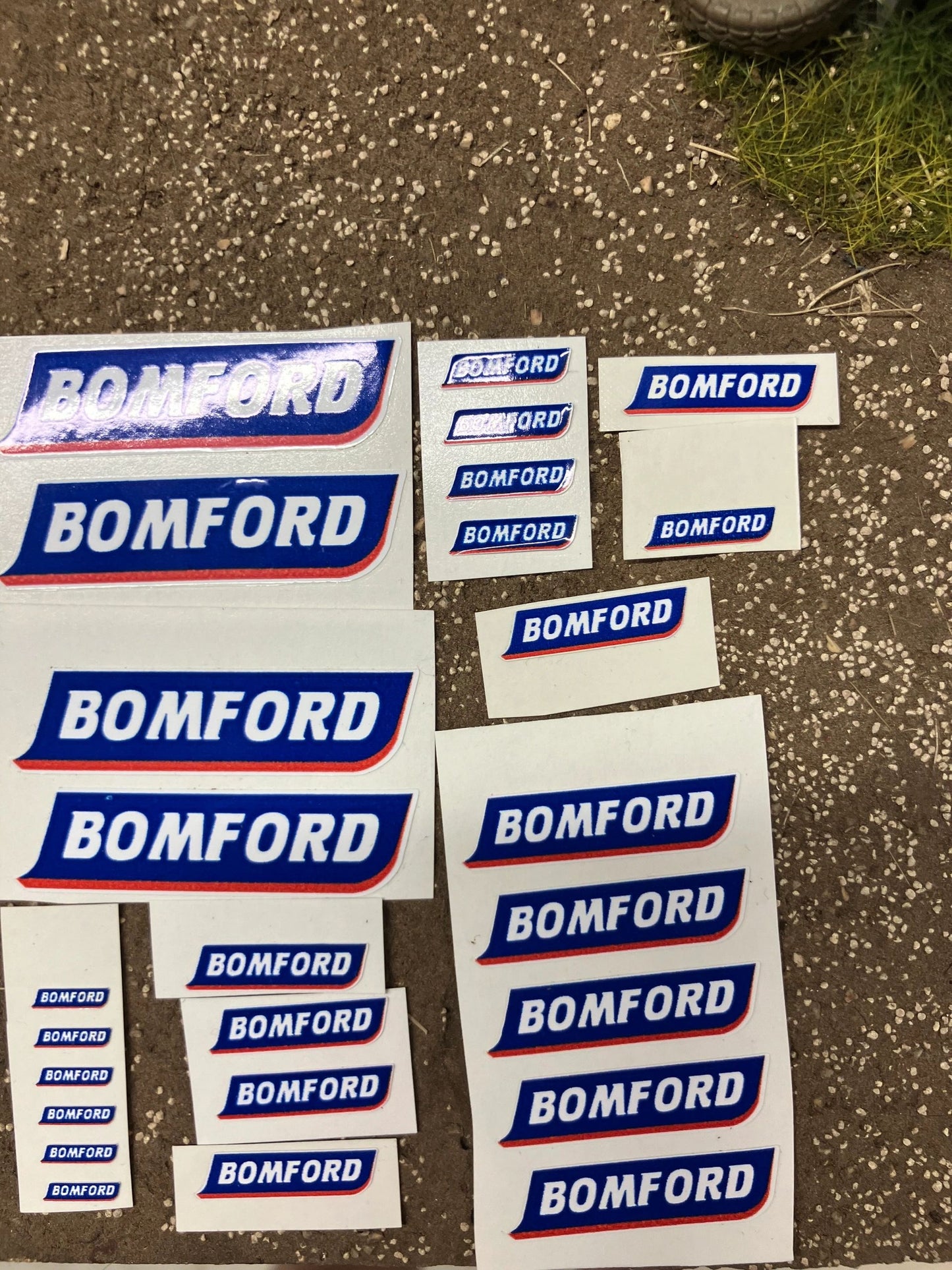 Bomford 1:32 scale pre cut professional High quality vinyl huge pack 26 decals Bomford farm machinery decals Image 3