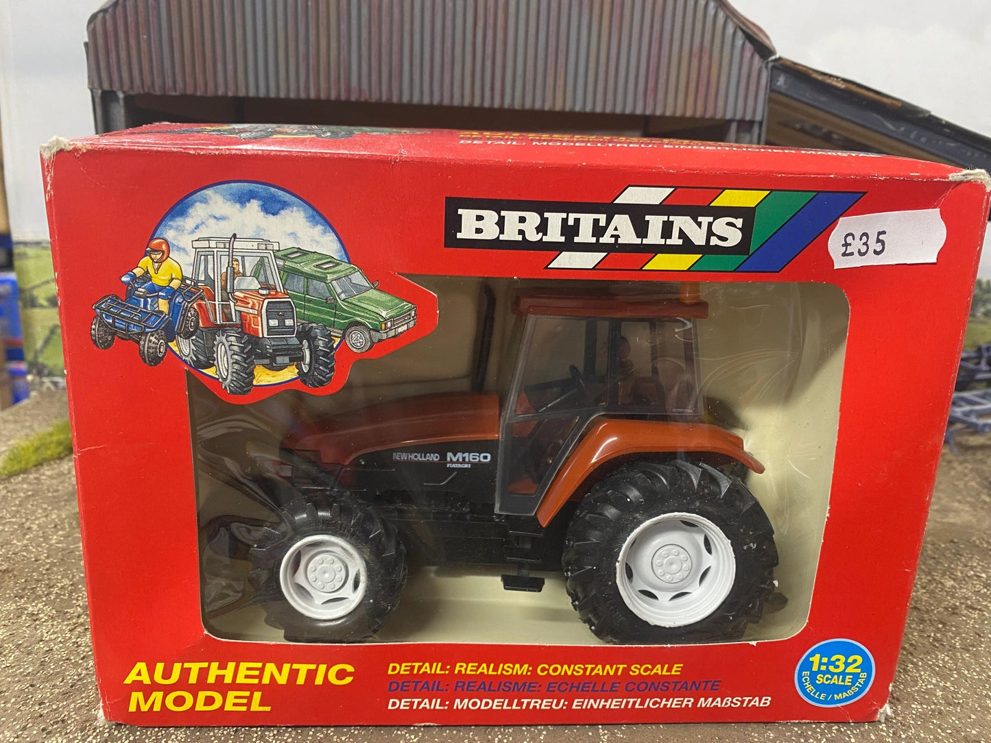 Britains New Holland M160 Tractor 9540 1:32 scale Image