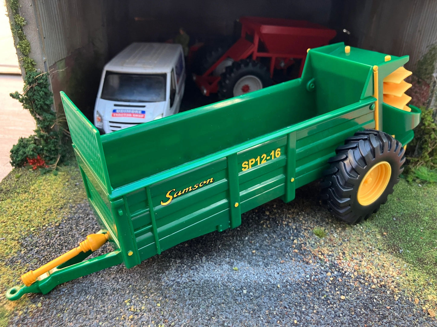 Britains Samson SP12-16 Manure Muck Spreader 1:32 scale boxed 40528 Image 5