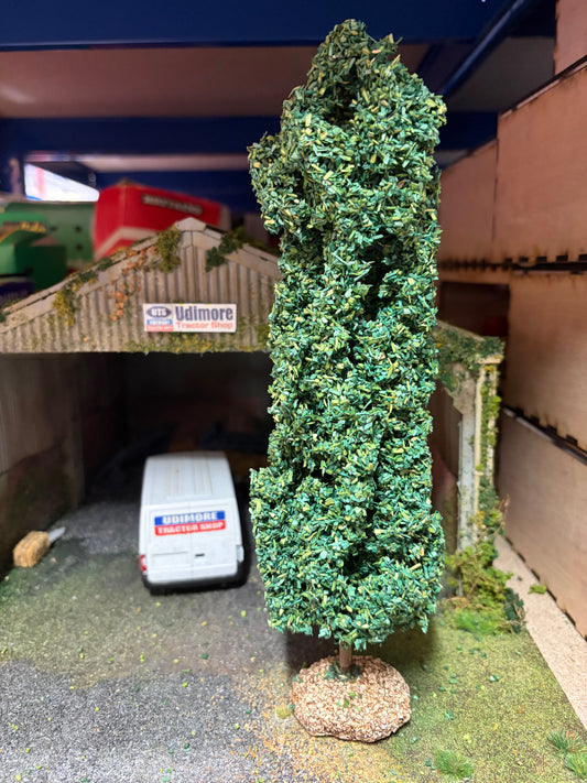 05623 Hand Made Poplar Tree 25cm Artisan32 1:32 scale diorama
