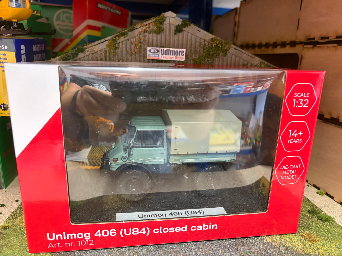 Weise Toys Unimog 406 (U84) closed hood NEW boxed in 1:32 scale Mercedes Benz
