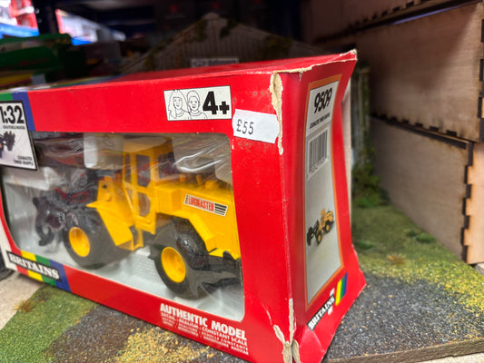 9509 Vintage Britains Logmaster Timber Grapple 1:32 scale Obsolete