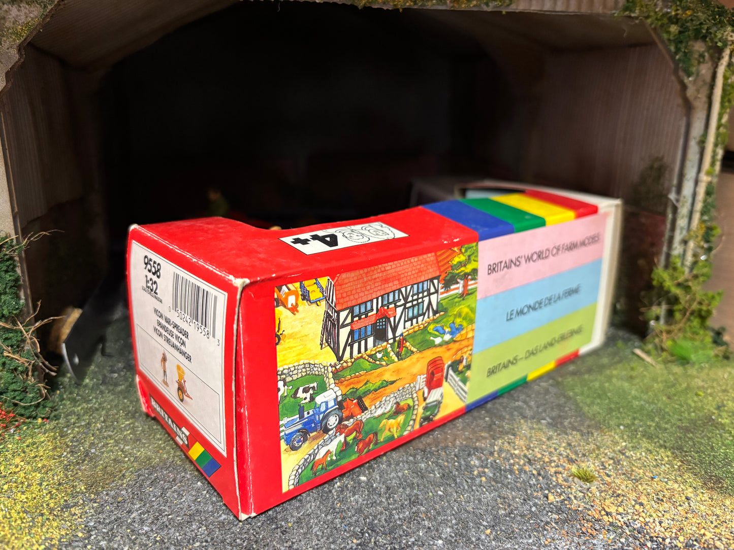 9558 Vintage Britains Vicon Vari Spreader set 1:32 scale boxed obsolete