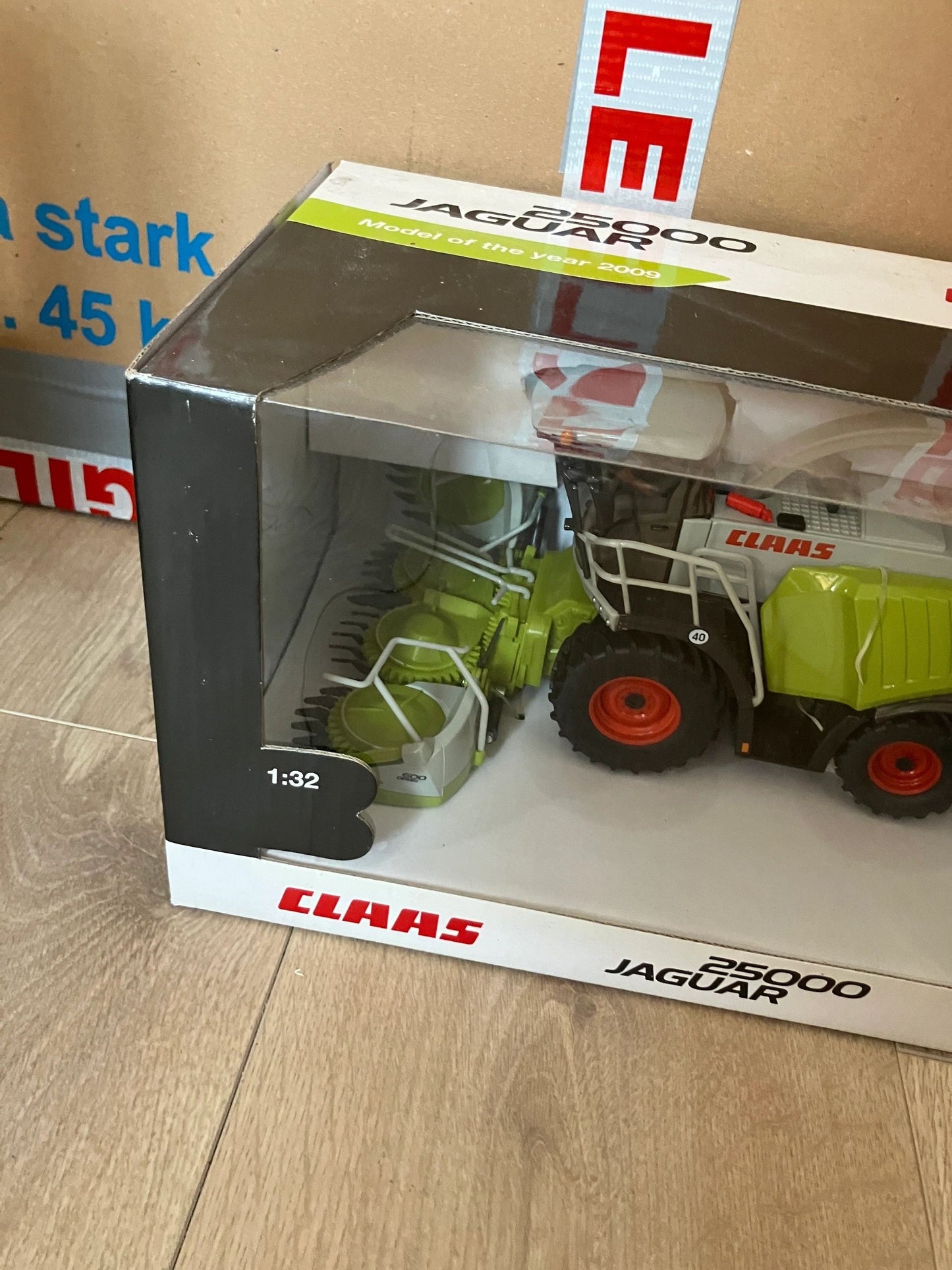 CLAAS Jaguar 25000 Forage Harvester Limited Edition 1:32 scale Image 4