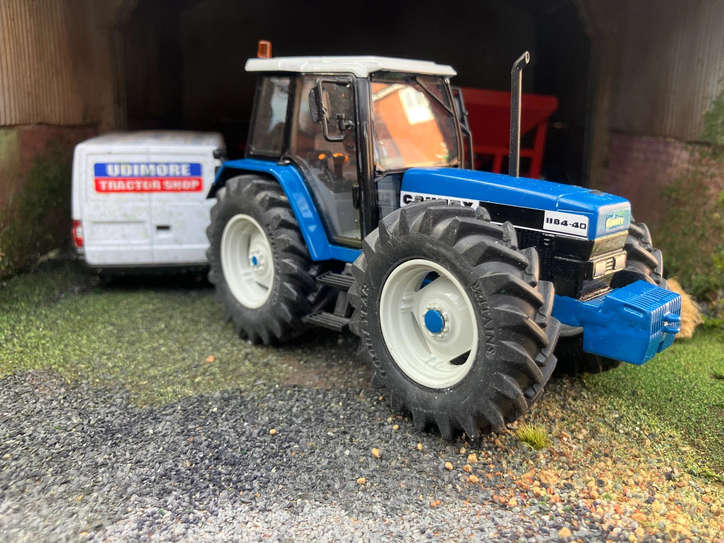 County 1184-40 4wd Tractor Conversion 1:32 scale Image 6
