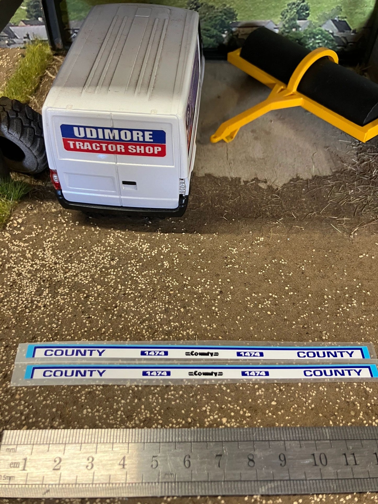 County 1474 Tractor bonnet x 2 sets Professional High quality decals farm machinery decals 1:32 scale Image
