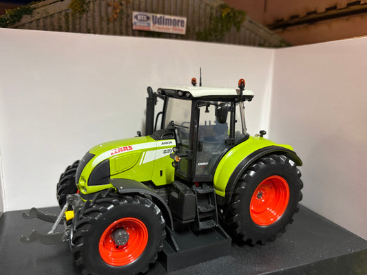 Universal Hobbies CLAAS Axion 640 Tractor Dealer Box Boxed 1:32 Scale vintage