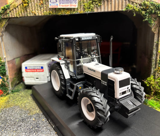 REP220 Replicagri White Renault 110-54 TZ tractor tracfor 1:32 scale Boxed