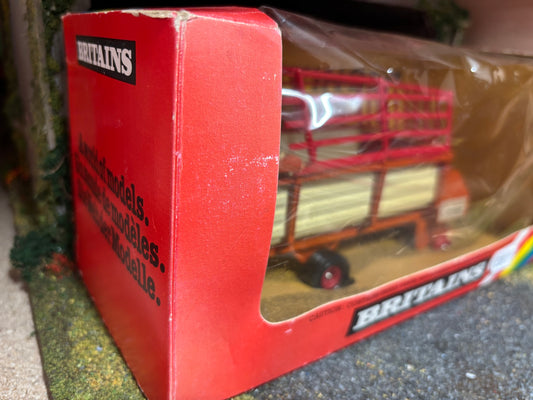 9578 Vintage Britains Pottinger Loader Wagon trailer 1:32 scale boxed Obsolete