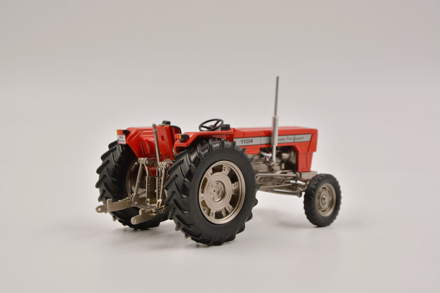 Massey Ferguson 1104 Tractor Limited Edition Stunning in 1:32 scale VKA Models PRE ORDER