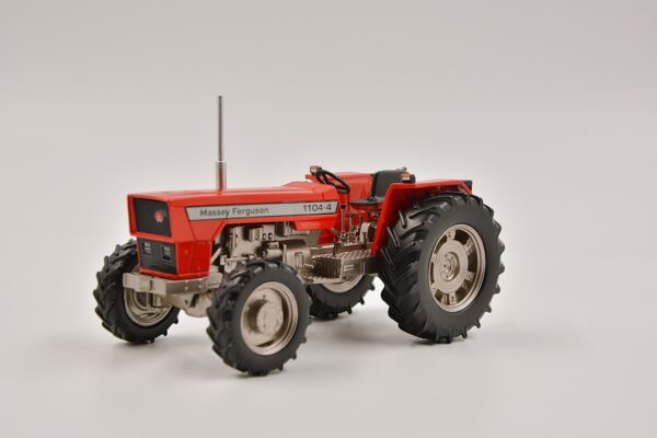 Massey Ferguson 1104-4 Tractor Limited Edition Stunning in 1:32 scale VKA Models PRE ORDER