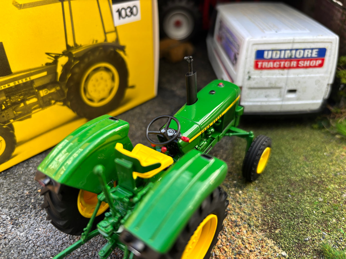 John Deere 1030 Tractor Metal 1:32 scale Limited Edition Minitrac