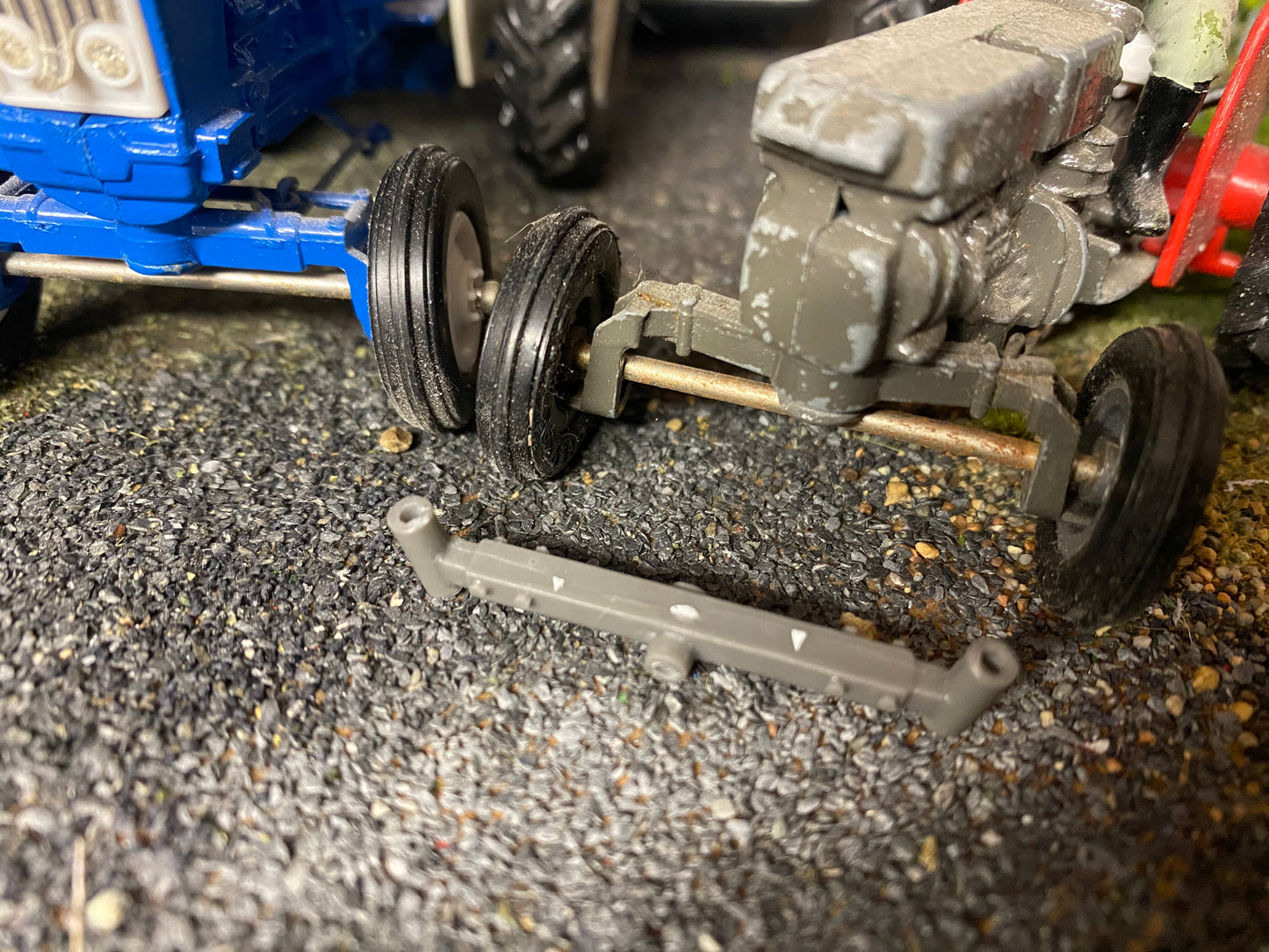 04514 Tractor Front axle 2wd Farm machinery Tractor Artisan32 1:32 scale Britains