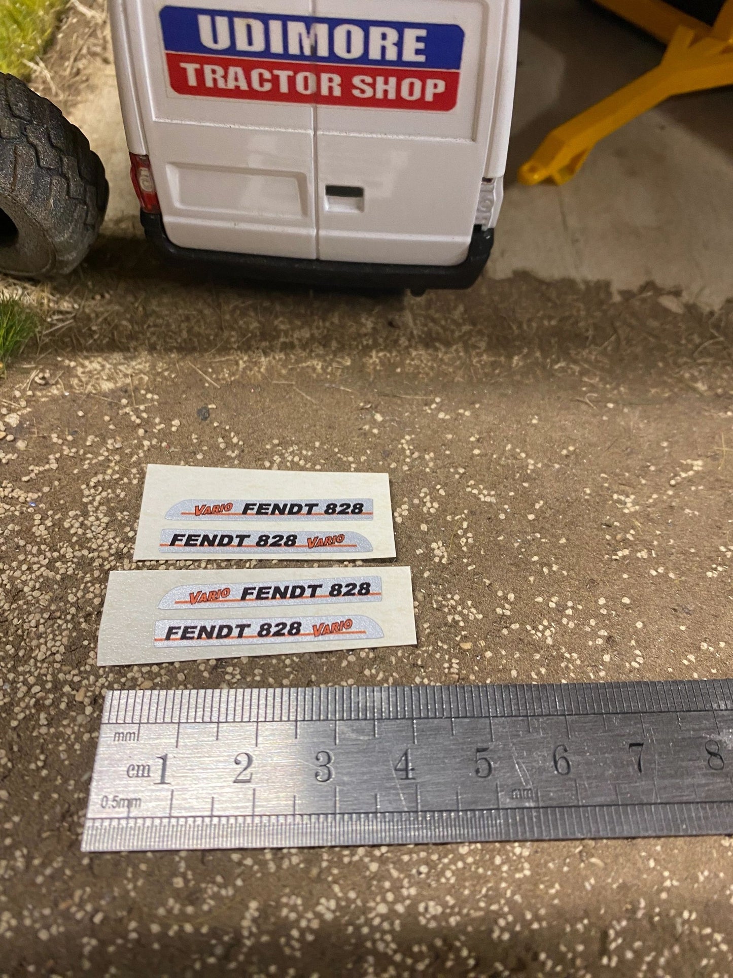Fendt 828 Tractor silver black red decals Professional pre cut High quality vinyl farm machinery decals 1:32 scale Image 3
