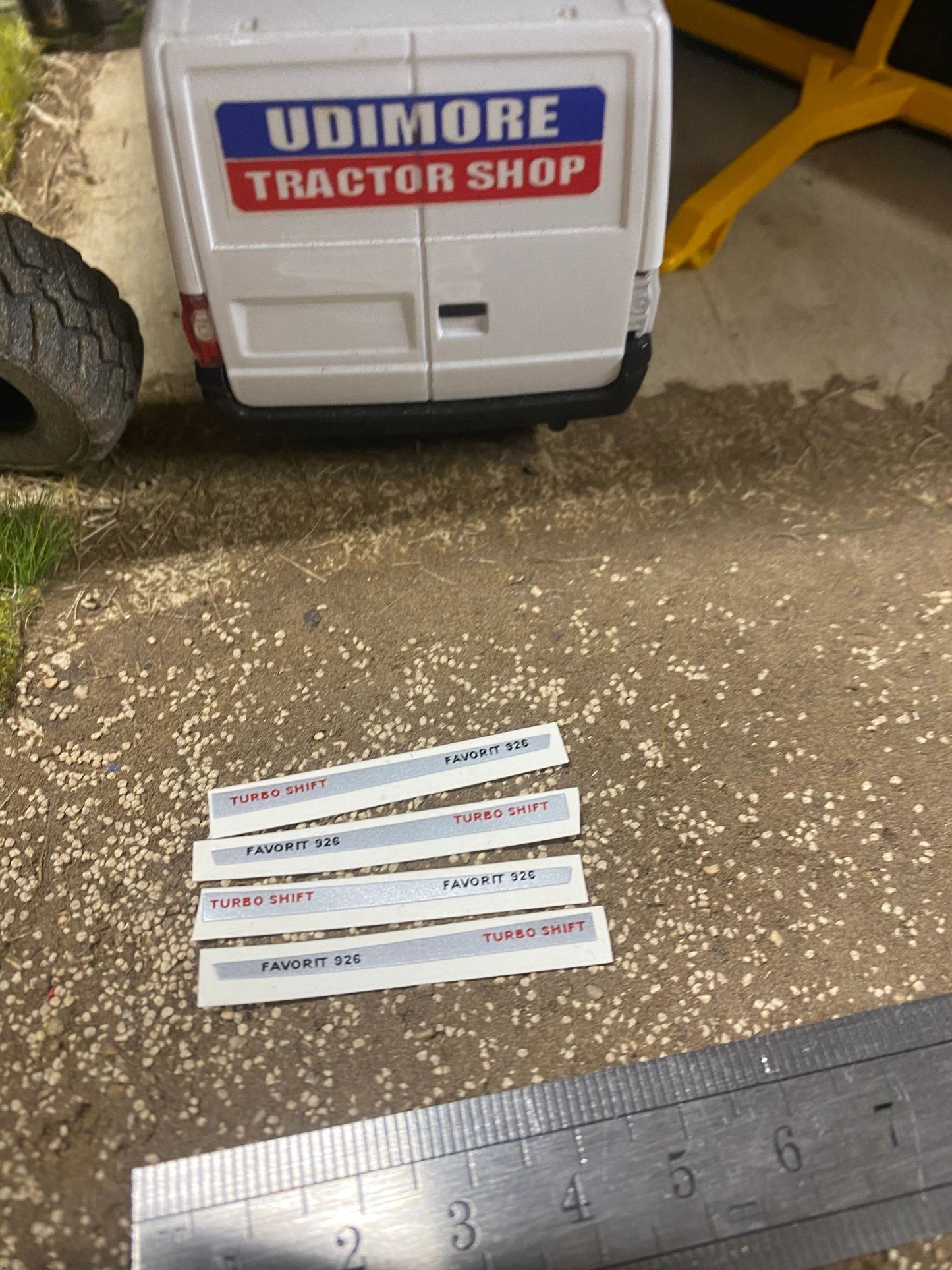 Fendt Favorit 926 Turbo shift Tractor decals Professional pre cut High quality vinyl farm machinery decals 1:32 scale Image 3