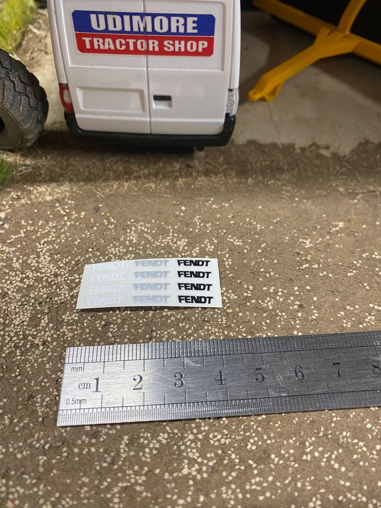 Fendt x 12 Professional pre cut High quality vinyl tractor farm machinery decals 1:32 scale Image 4