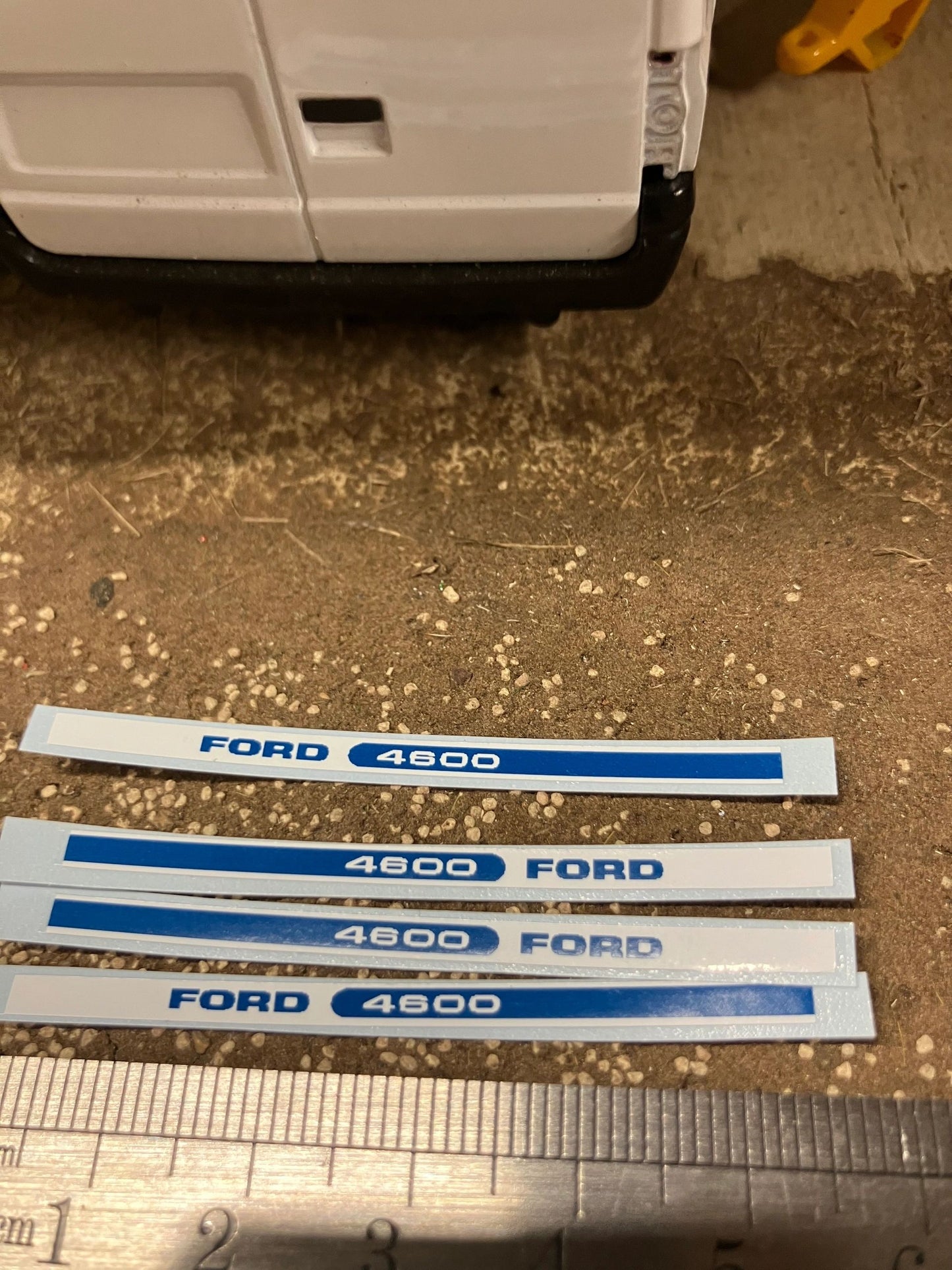 Ford 4600 Tractor 55mm Professional pre cut High quality vinyl bonnet decals farm machinery Britains decals 1:32 scale Image
