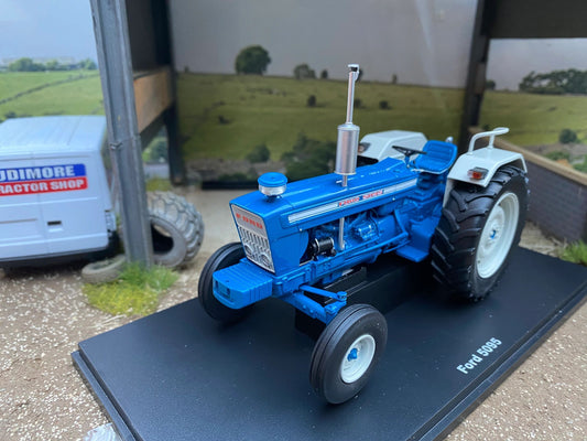 Ford 5095 2wd Tractor Limited Edition Stunning in 1:32 scale VKA Models Image 2