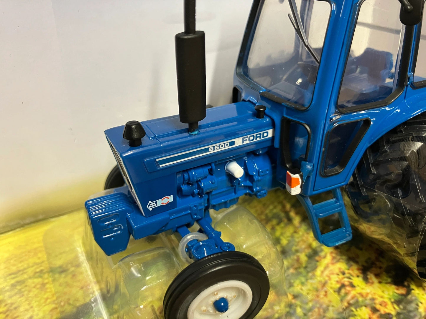 Ford 6600 rear duals Tractor Conversion Bubble cab 1:32 scale Image 3