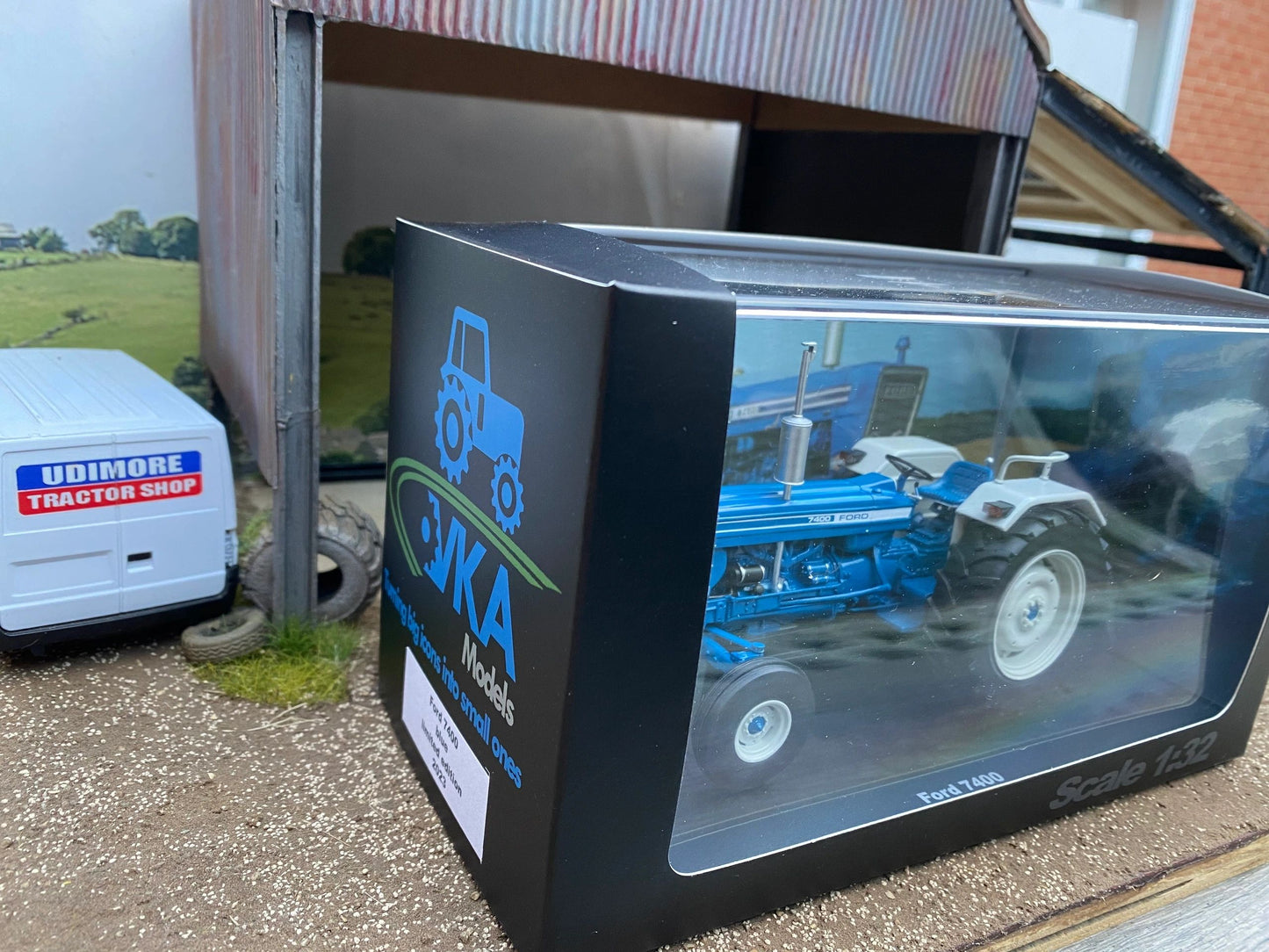 Ford 7400 2wd Tractor Limited Edition Stunning in 1:32 scale VKA Models Image 3
