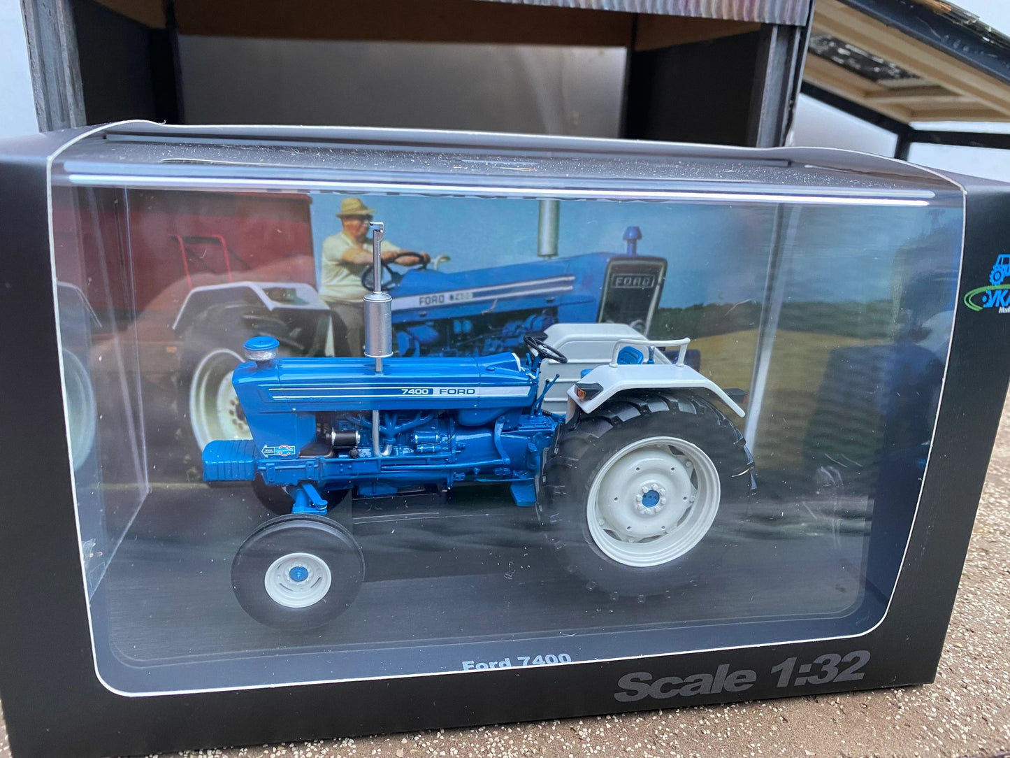 Ford 7400 2wd Tractor Limited Edition Stunning in 1:32 scale VKA Models Image 4