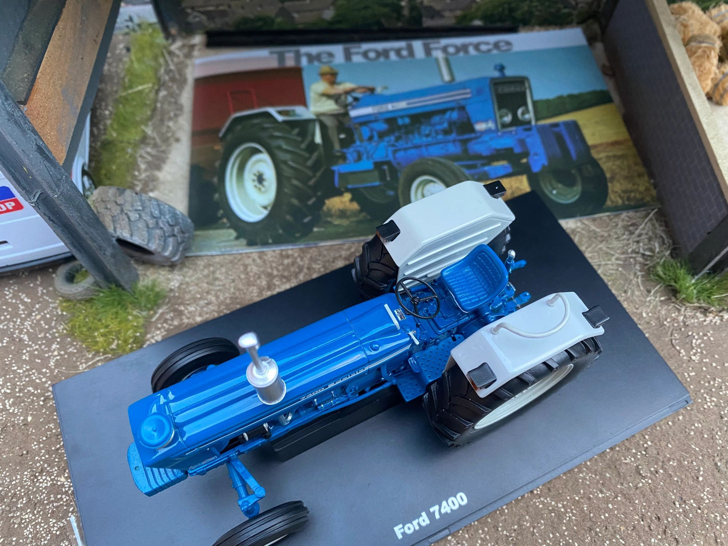 Ford 7400 2wd Tractor Limited Edition Stunning in 1:32 scale VKA Models Image 5