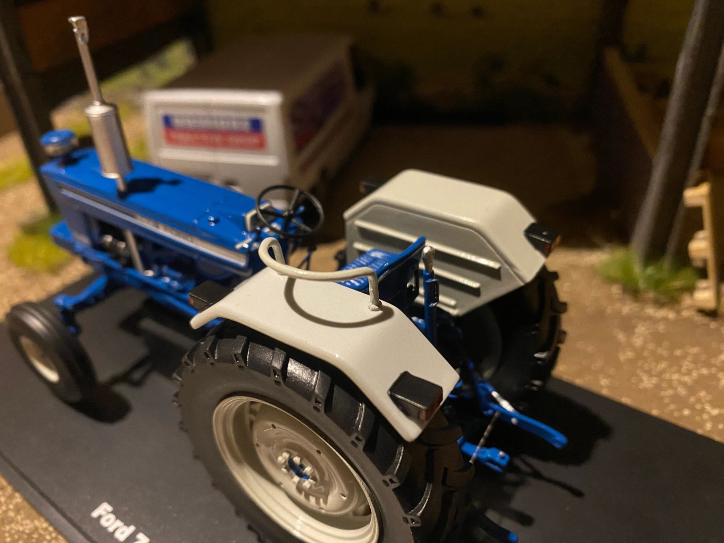 Ford 7400 2wd Tractor Limited Edition Stunning in 1:32 scale VKA Models Image 7