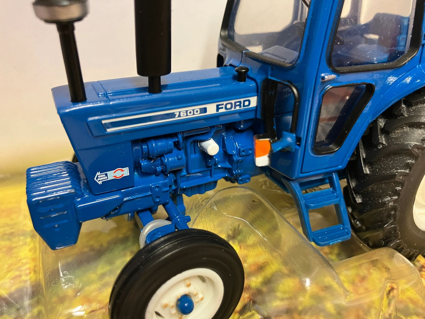 Ford 7600 Tractor Conversion Bubble cab single wheels 1:32 scale Image 2