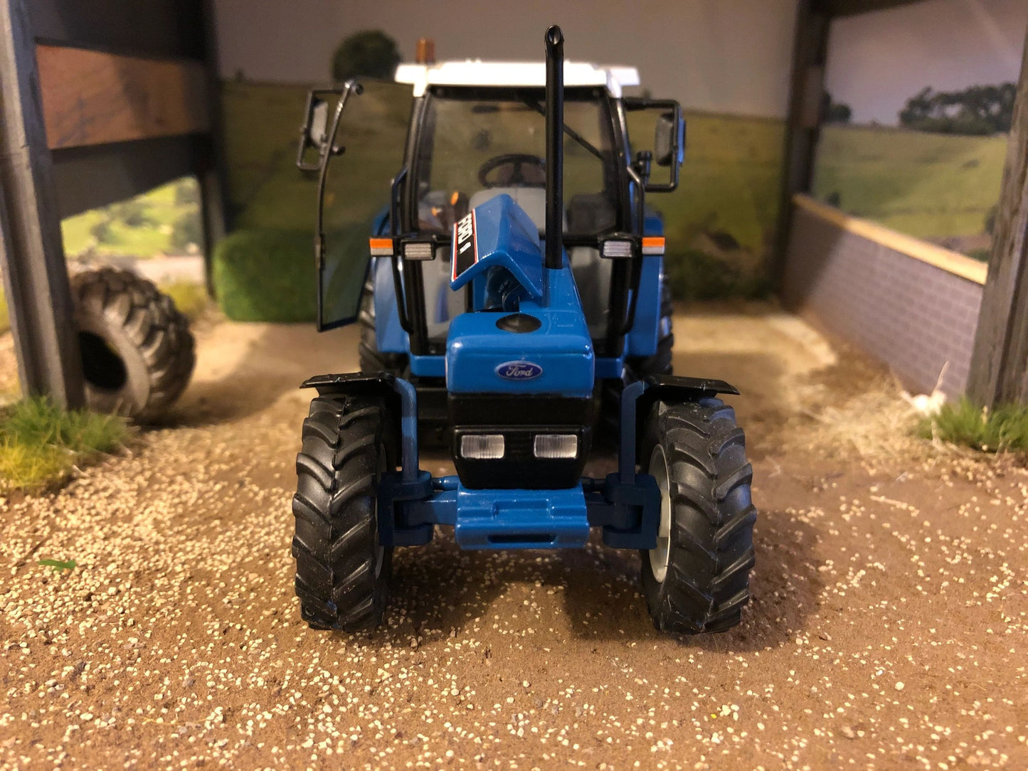 Ford 7740 SLE 4wd tractor Conversion White roof 1:32 scale Farm model Image 7