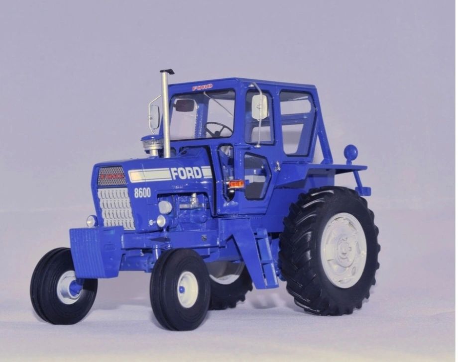 Ford 8600 2wd Tractor Limited Edition Stunning in 1:32 scale VKA Models Image 7