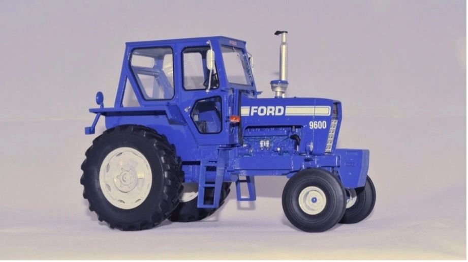 Ford 9600 2wd Tractor Limited Edition Stunning in 1:32 scale VKA Models Image 10