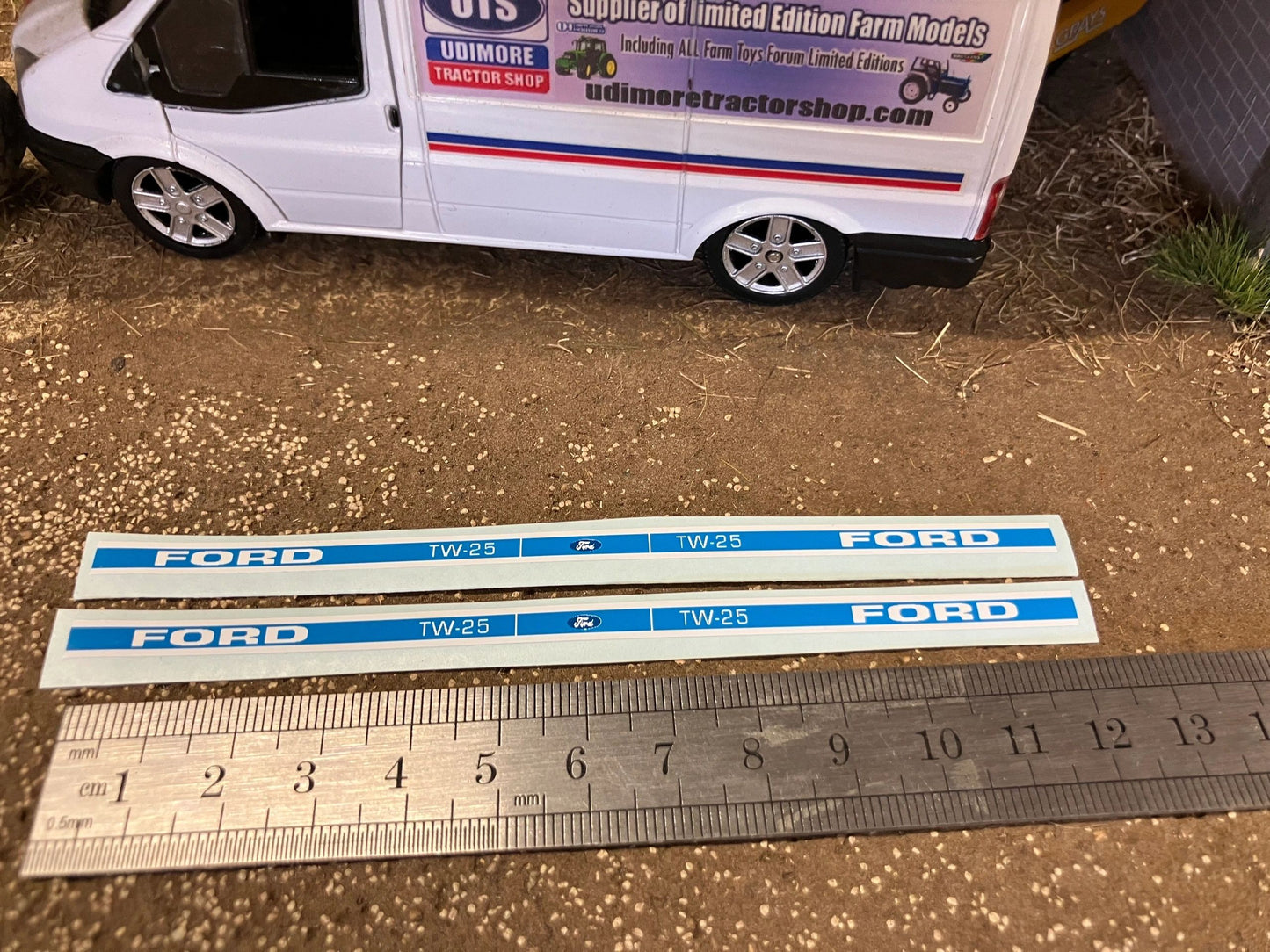 Ford TW25 mk 1 Tractor Pre cut professional High quality vinyl 4 bonnet decals farm machinery Britains decals 1:32 scale Image 2
