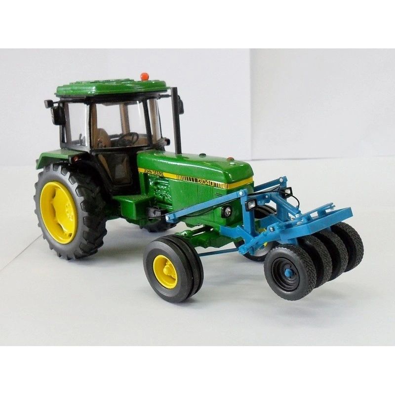 Front Cup tractor stability kit Artisan32 farm machinery 1:32 scale 03105 Image