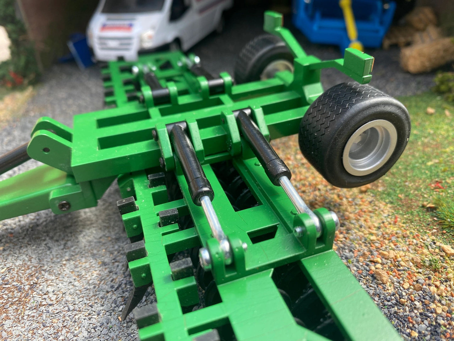 Green 6m double folding press cultipress 1:32 scale conversion great plains Image 8