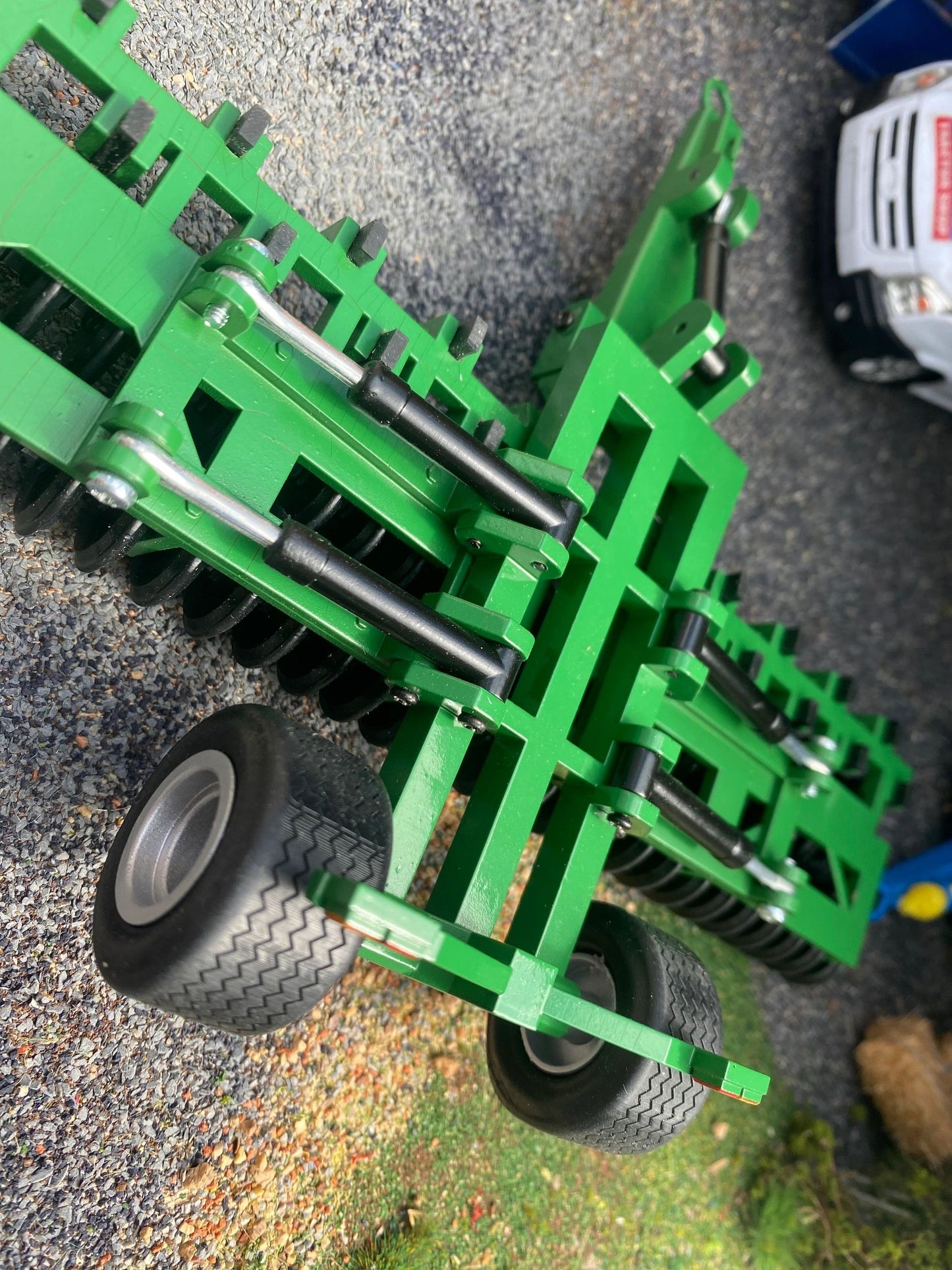 Green 6m double folding press cultipress 1:32 scale conversion great plains Image 9