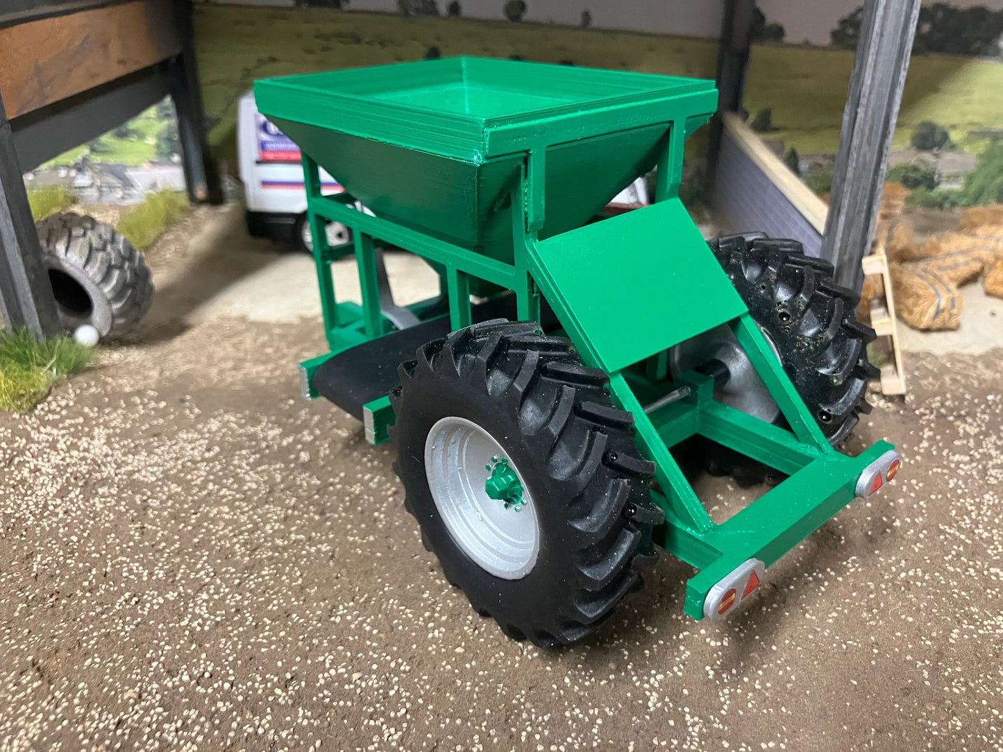 Hand made Scratch built Green 8 tonne Stonecart Gravel trailer 1:32 scale Image 3