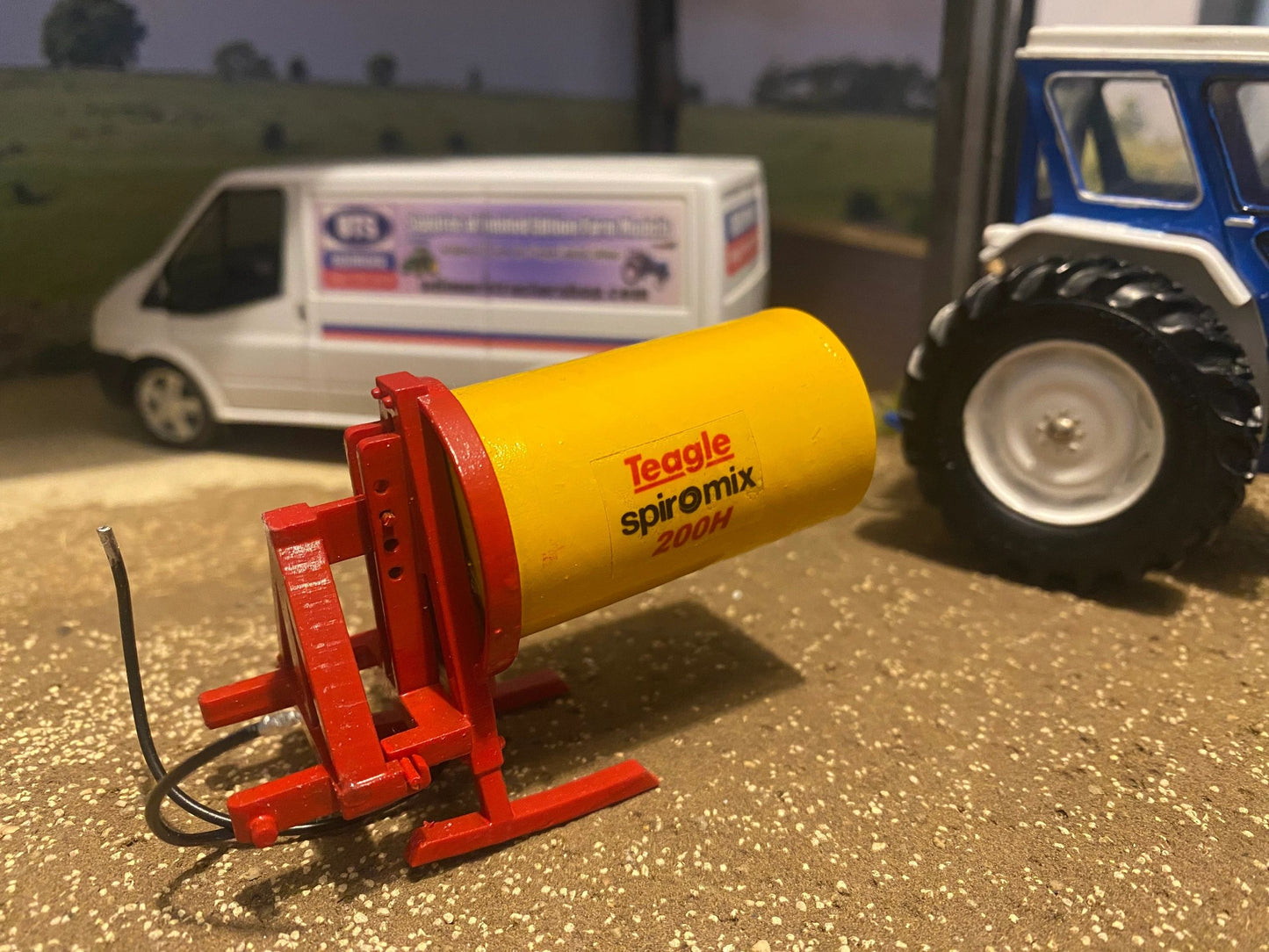 Hand made Teagle spiromix 200H Cement Mixer 1:32 scale Image 4