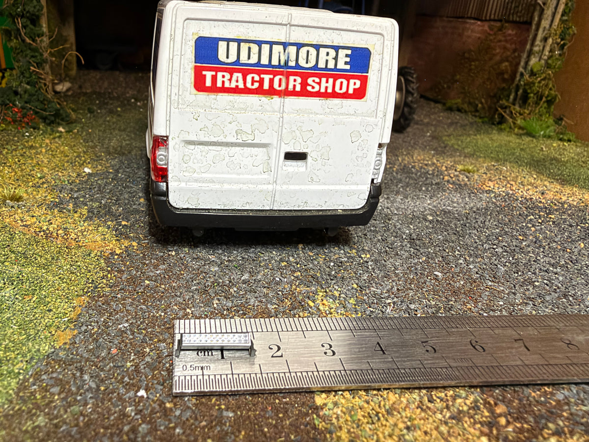 Agri Modelbouw Small LED Light Bar 13mm – 1:32 Scale – AM-03036