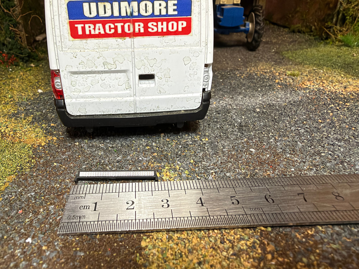 Agri Modelbouw Large LED Light Bar 25.5mm – 1:32 Scale – AM-03037