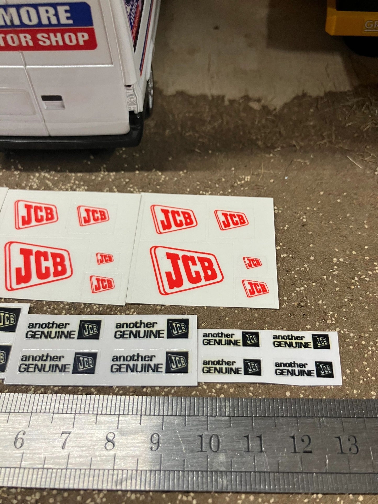 JCB construction x 27 decal pack 1:32 scale Professional pre cut High quality vinyl JCB construction loadall Tractor trailer farm machinery decals Image 4