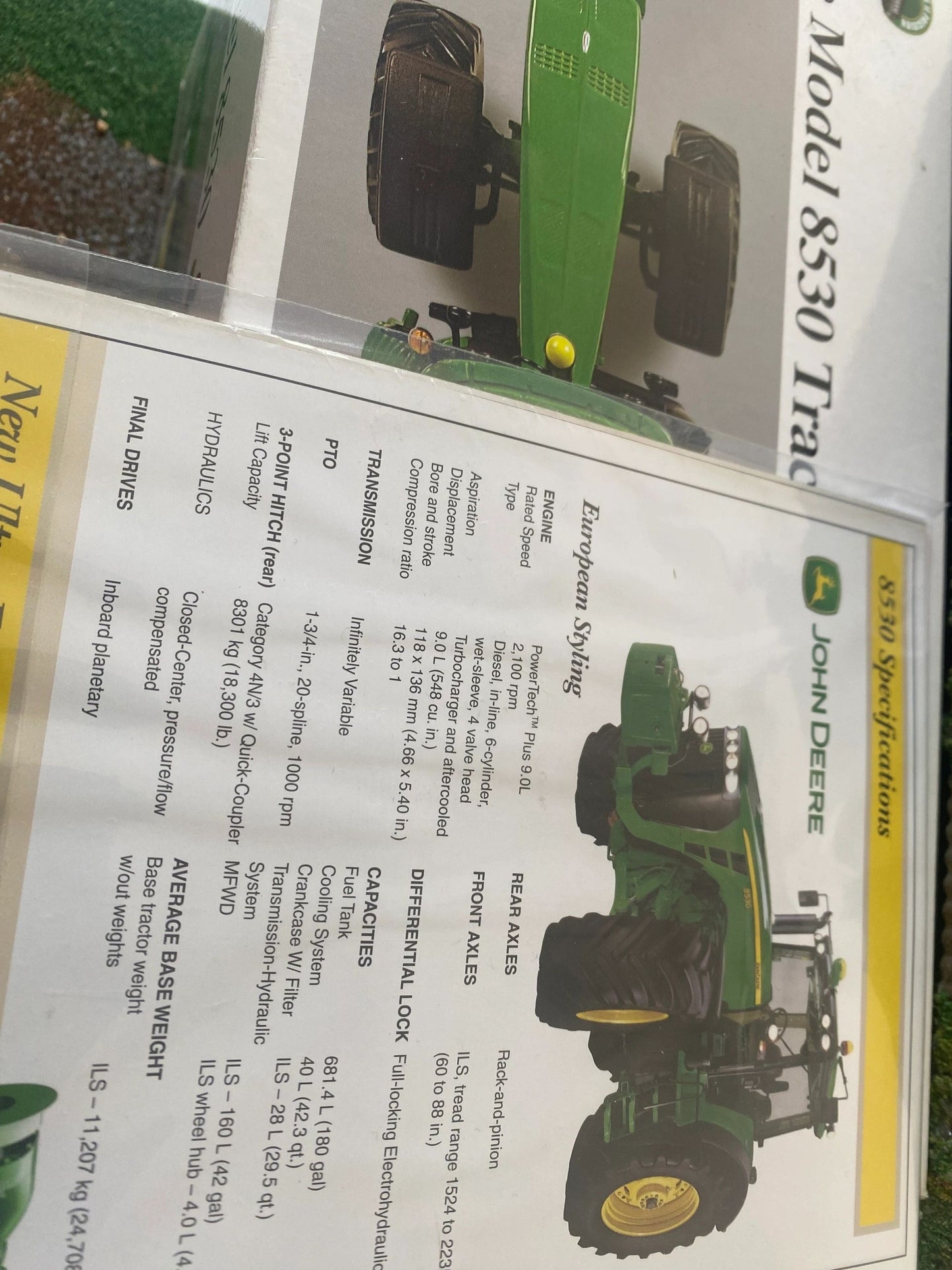 John Deere 8530 Precision Tractor 1:32 scale ERTL coin brochure etc Image 6