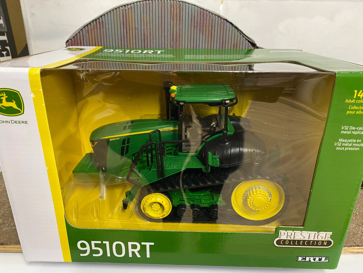John Deere 9510RT Prestige Tractor on tracks 1:32 scale ERTL 45914 Image 6