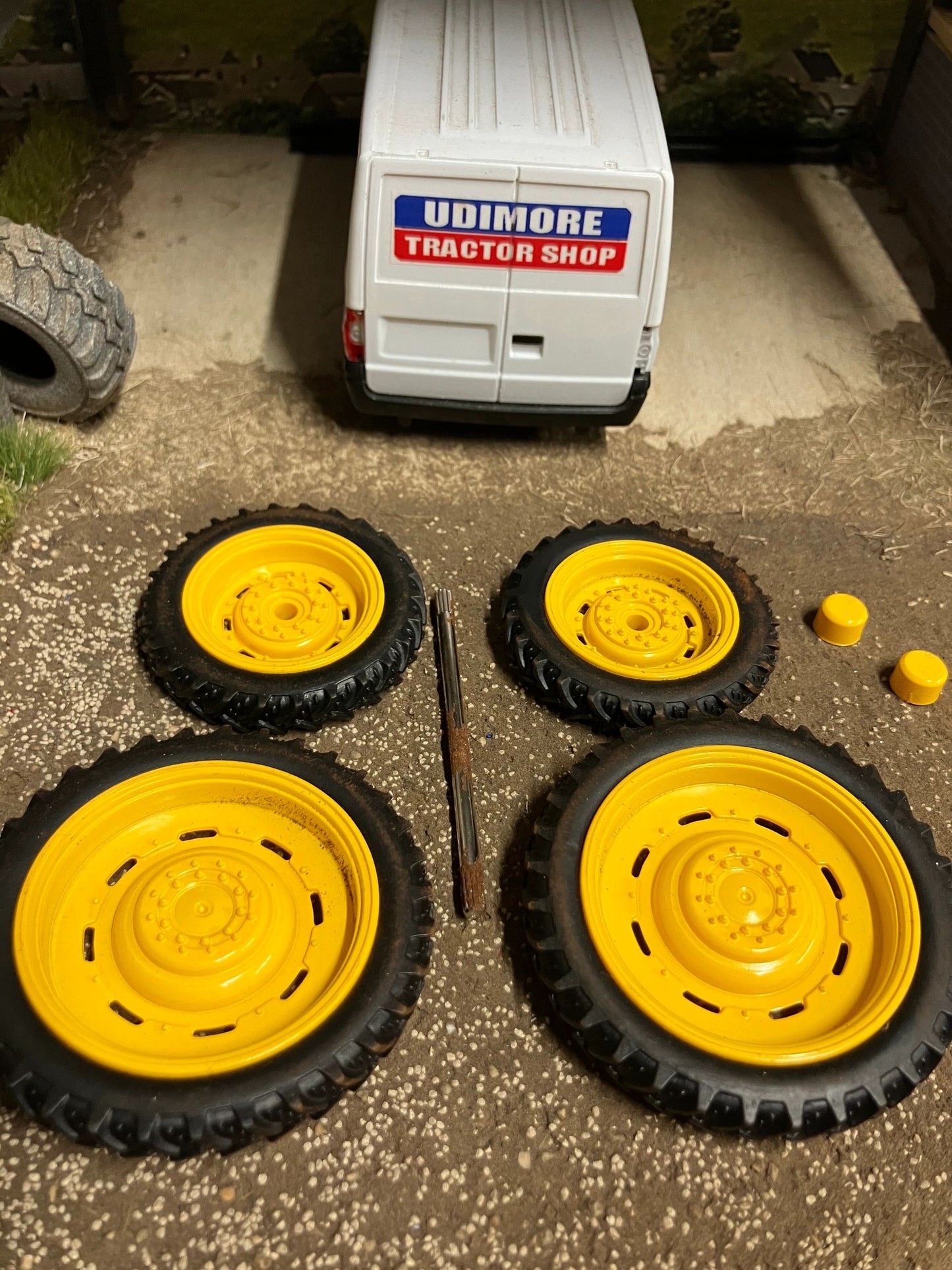 John Deere Tractor Row Crop tyre wheel set 1:32 scale 59mm x 8mm , 46mm x 8mm Image 3