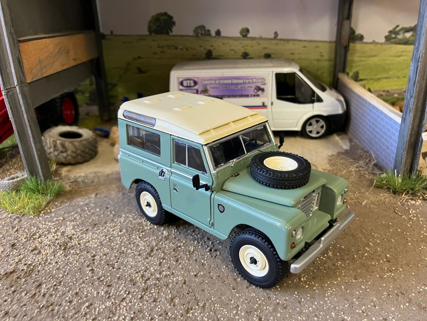 Land Rover Series 3 88 Safari roof Atlantic Green Marge Models 1:32 scale new boxed MM2421-02 Image 5